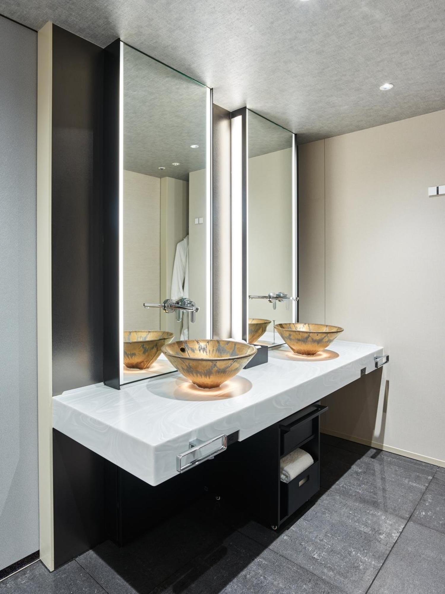 Mitsui Garden Hotel Nihonbashi Premier Tokyo prefektur Exteriör bild